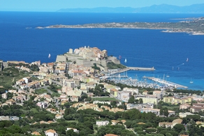 prachtig stad Calvi